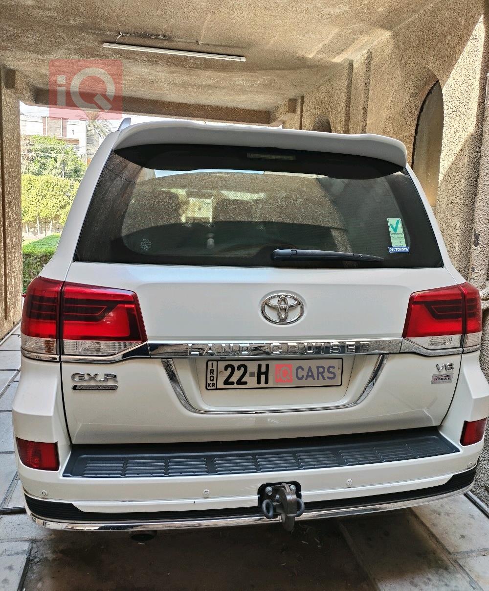 تويوتا لاندكروزر